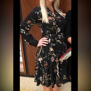 Nanette Laporte black floral dress size 6